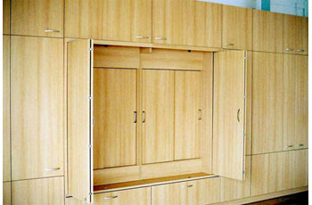 Lehrmittelschrank