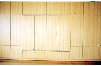 Lehrmittelschrank
